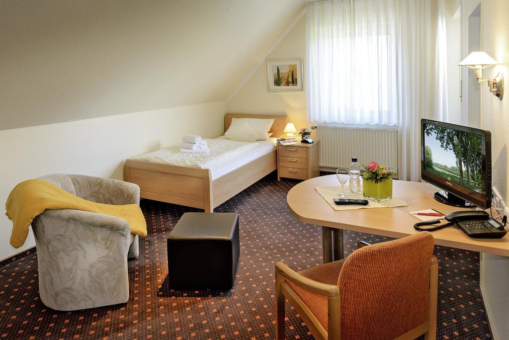 Hotel-Pension Poehling Lippstadt Bagian luar foto